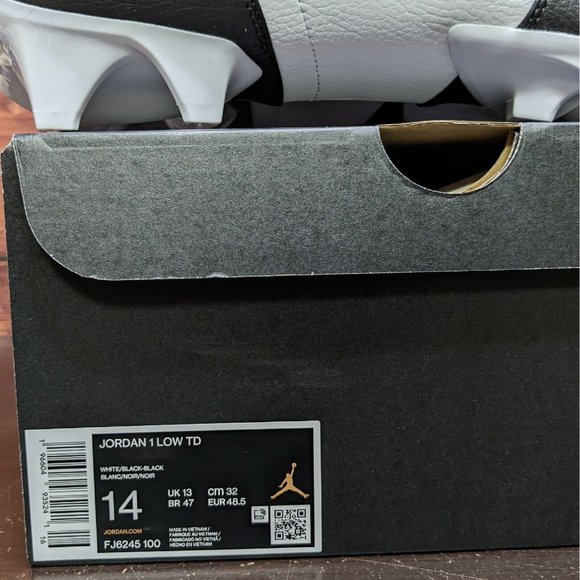 Nike Air Jordan 1 Low TD Men\'s 14 Panda White Black football cleats FJ6245-100 main image 9
